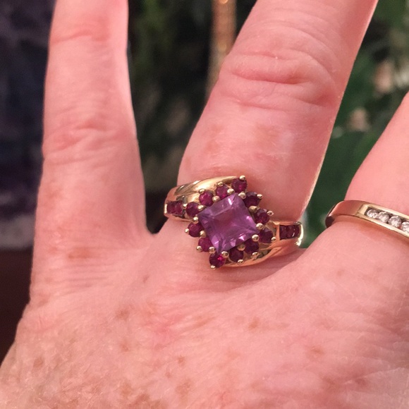 10k Gold Ruby & Amethyst fancy ring beautiful! - Picture 4 of 12